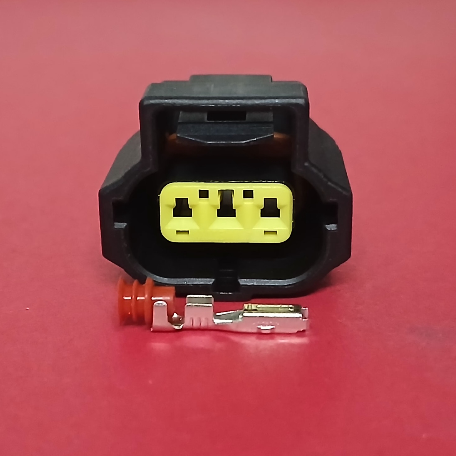 3 พิน ไดร์ชาร์จ Ford, Mazda #184032