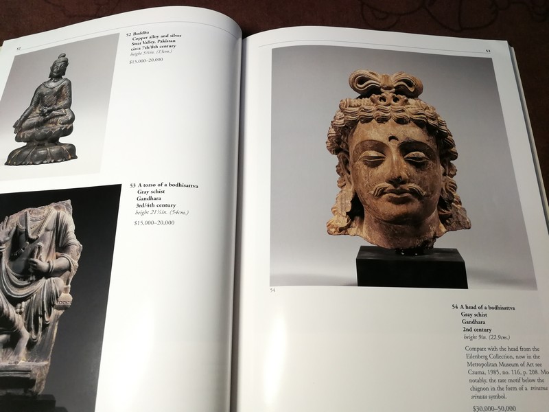 INDIAN AND SOUTHEAST ASIAN ART by SOTHEBY'S ปี 2001 (Pre-Order สอบถาม)