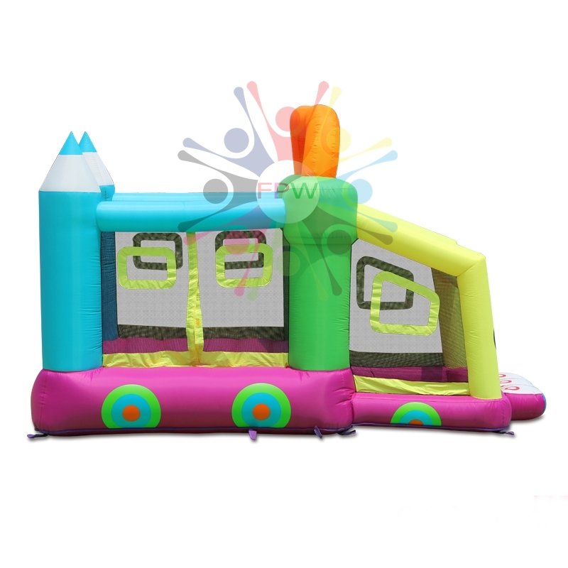 บ้านลมขนาด 350x225x220 cm สินค้าผลิตและออกแบบได้ลงตัวและน่ารักสุดๆ พร้อด้วยฟังท์ชั่นที่เสริมสร้างพัฒนาการและจินตนาการได้อย่างครบครัน มีสีสันสดใสออกแบบมาเพื่อกระตุ้นประสาทตาในการมองเห็นของเด็กๆ เหมาะสำหรับเด็กอายุ 3-10 ขวบน้ำหนักโดยรวมไม่เกิน 100 กิโลกรัม