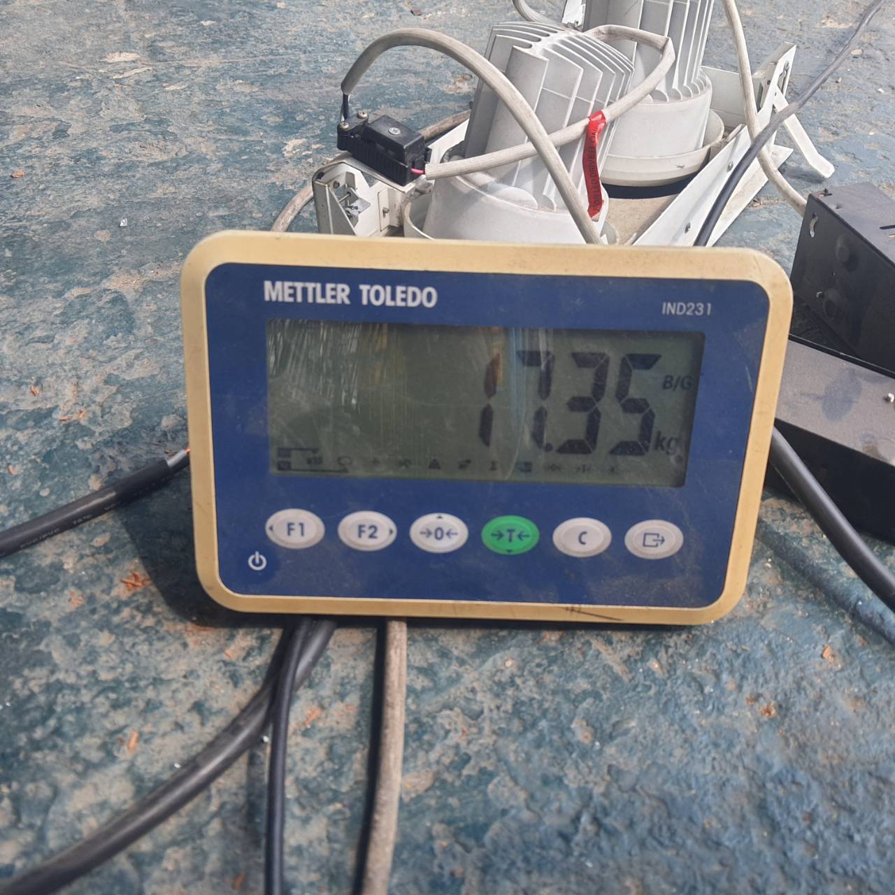 Taiyo ตู้ลิ้นชักเหล็ก 3 ลิ้นชัก ขนาด กว้าง 40 ลึก 50 สูง 60 เซนติเมตร พร้อมล้อเลื่อน สีดำ มือสอง