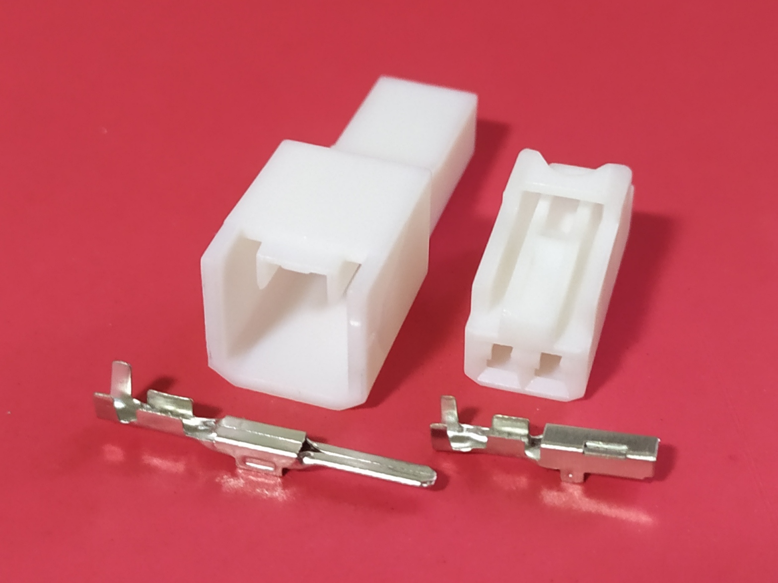 2 พิน ขาว ช่องจุดบุหรี่ Toyota #12498