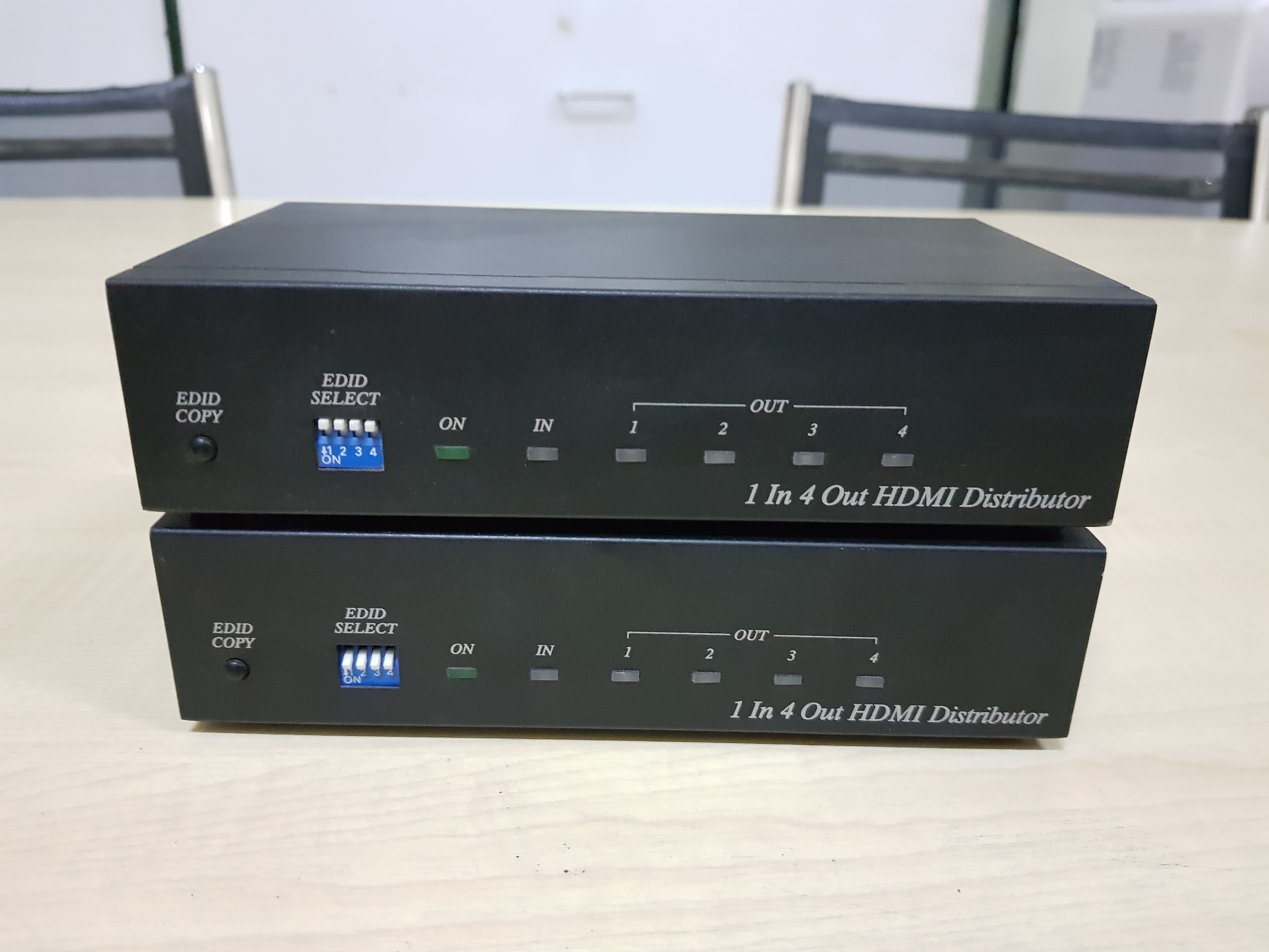 เครื่องขยายสัญญาณกระจายวิดีโอ HDMI เข้า 1 ออก 4