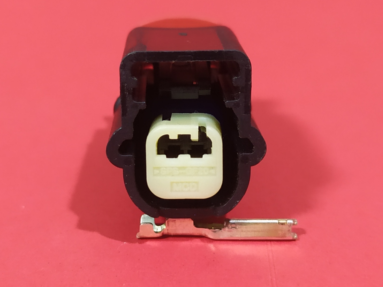 2 พิน ดำ ไฟตัดหมอก ร่องเล็ก #2110