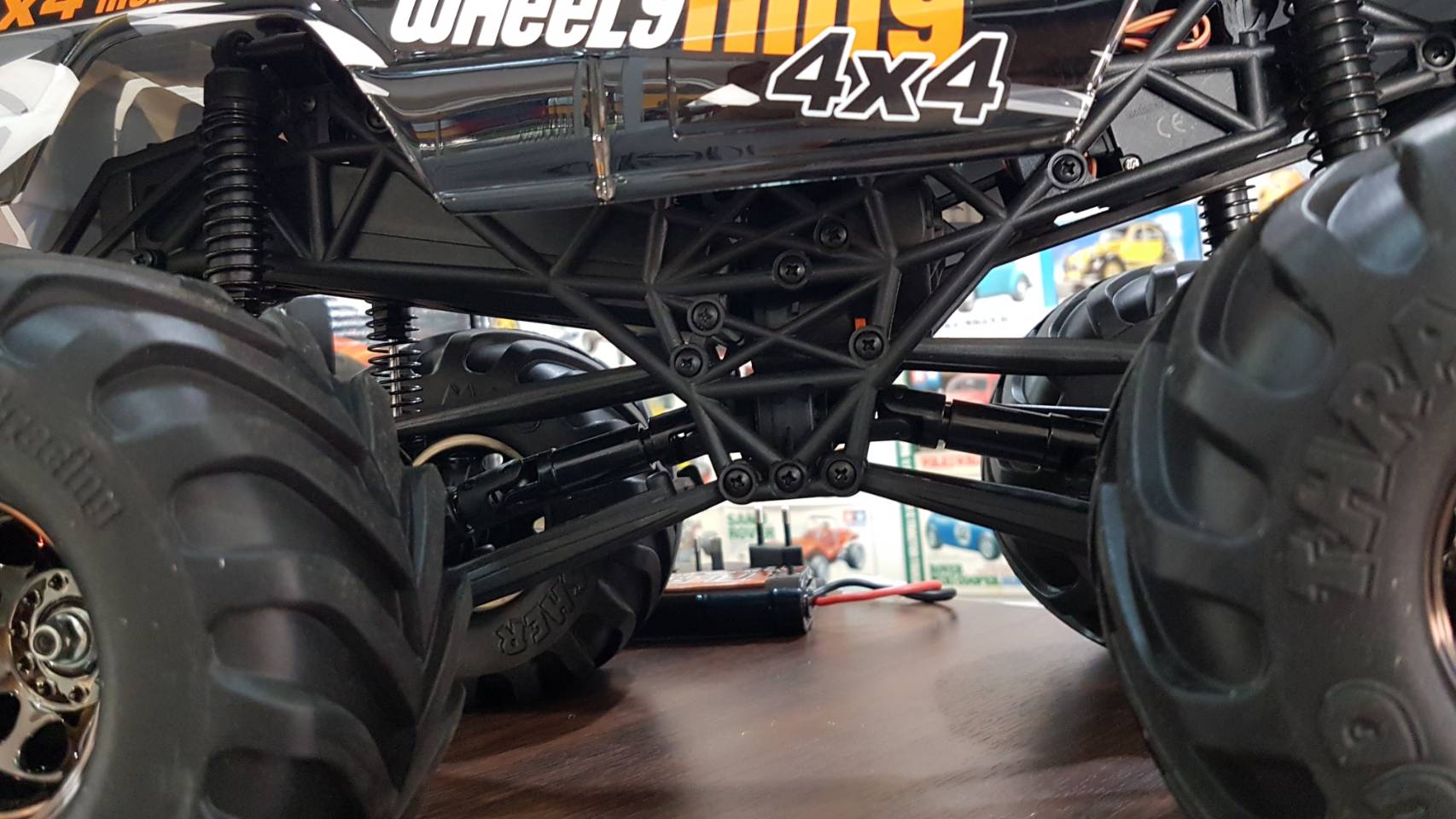 RTR Wheely King 4*4 Monster Truck