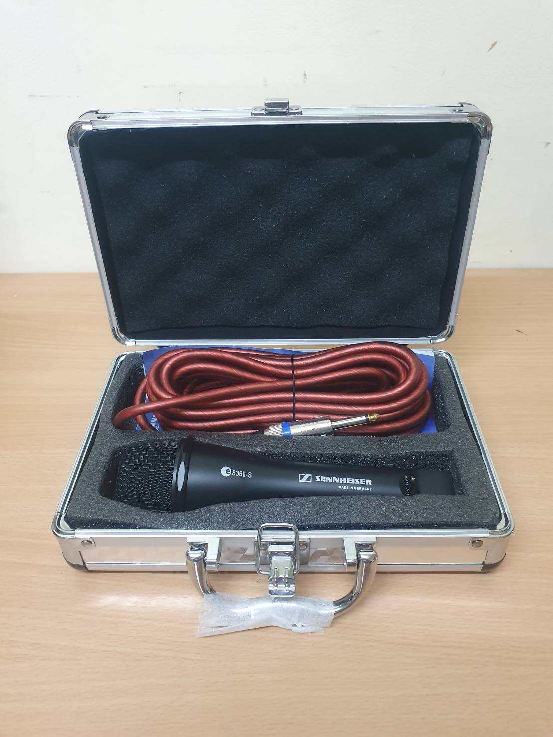 ไมค์โครโฟน SENNHEISER E838II-S มือสอง