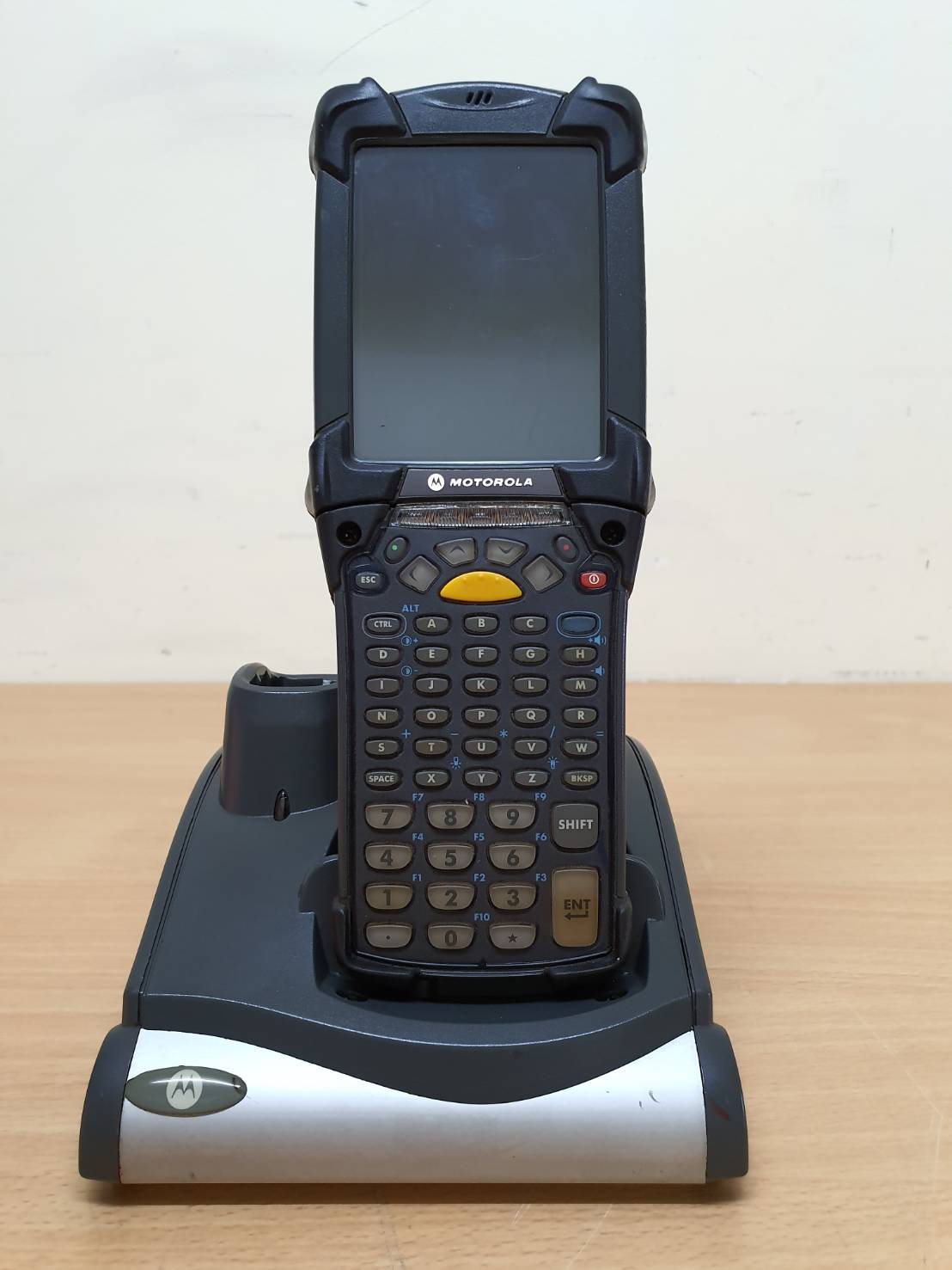 เครื่องเชคสต็อค Symbol Motorola MC9190 พร้อมแท่นชาร์จ มือสอง