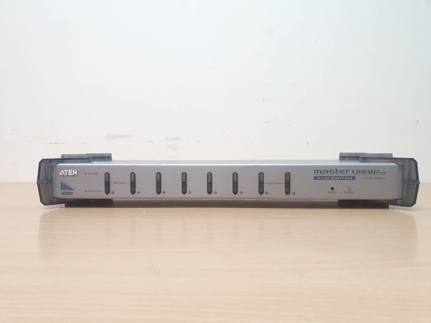 ATEN KVM SWitch cs-88a