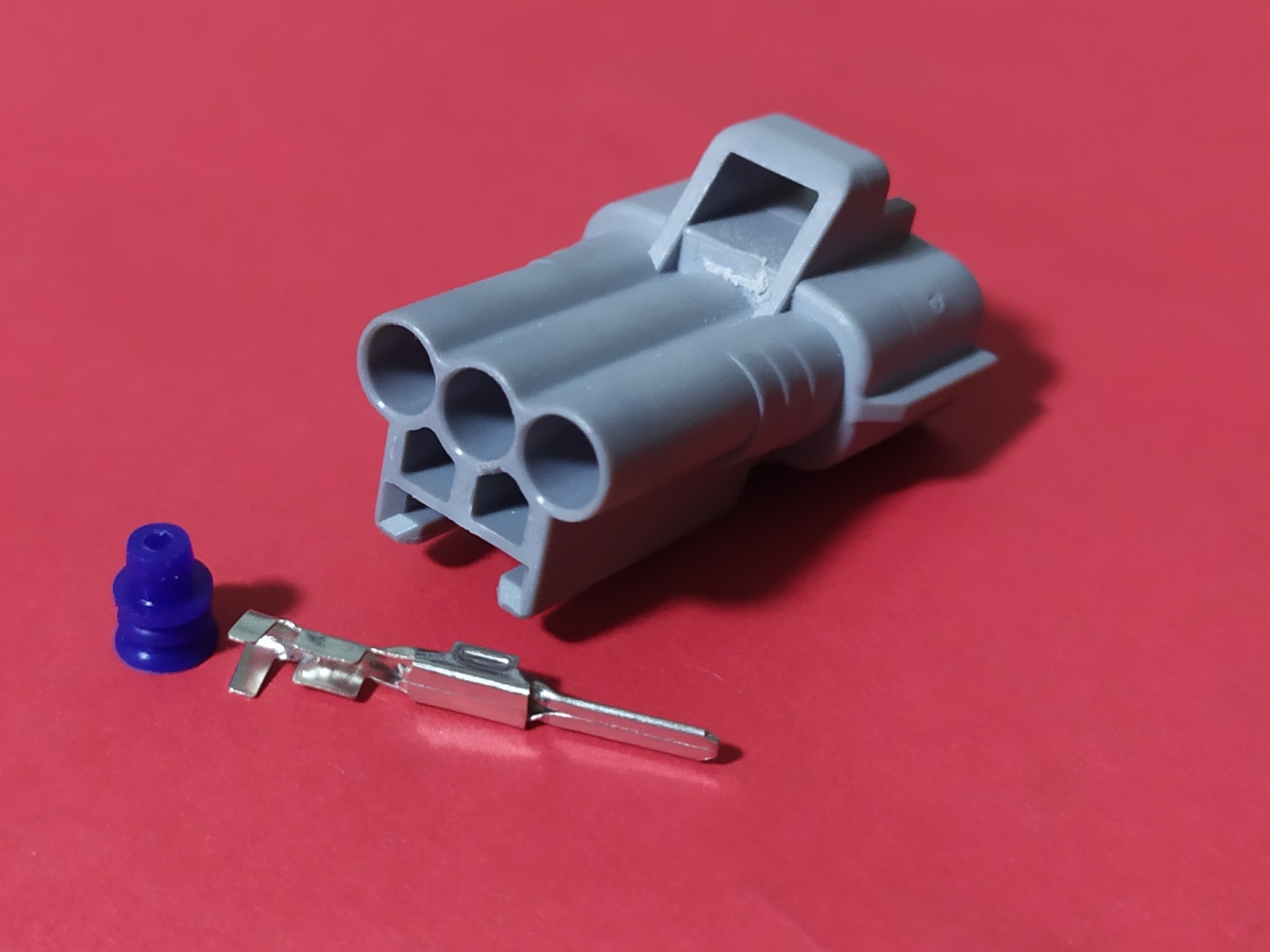 3 พิน เทา Toyota (ตัวผู้) #11607