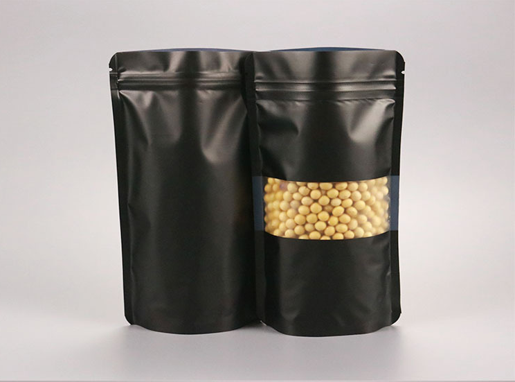 ถุงซิปล็อคตั้งได้ เนื้อพลาสติกขุ่นสี เปิดช่องหน้าต่าง