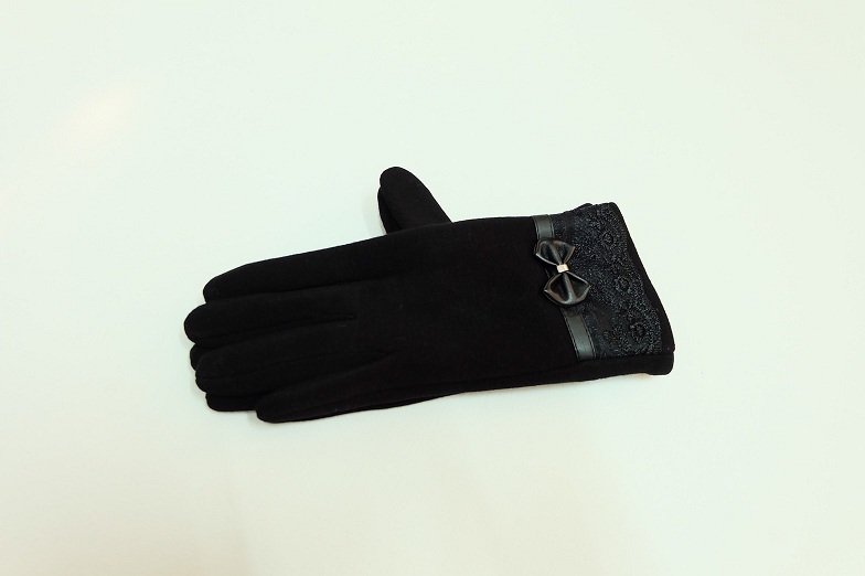 พร้อมส่ง - ถุงมือกันหนาว GT160 (สีดำ)