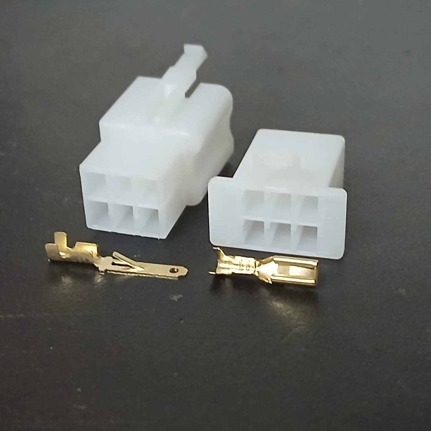 6 พิน 2.8 มม.