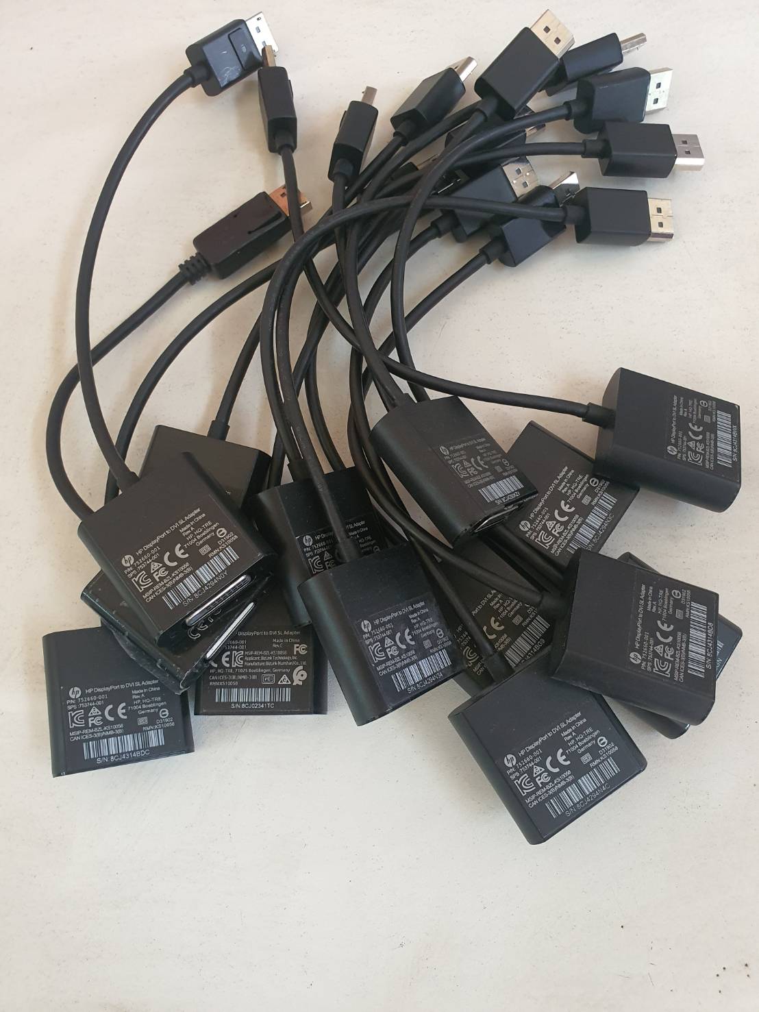 HP DisplayPort - DVI-D Adapter