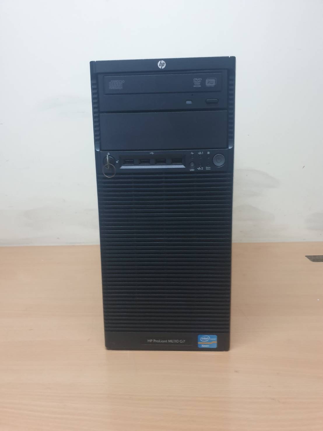 HP ProLiant ML110 G7