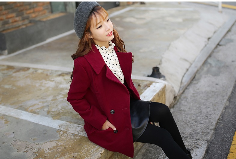 พร้อมส่ง - เสื้อโค้ทผ้าวูลกันหนาว CT116 (สีแดง)