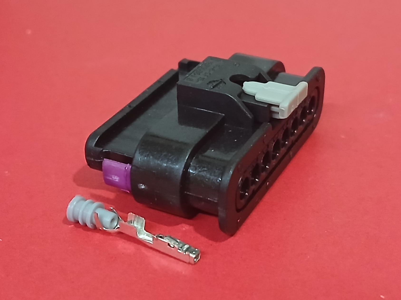 8 พิน ดำ #1719393