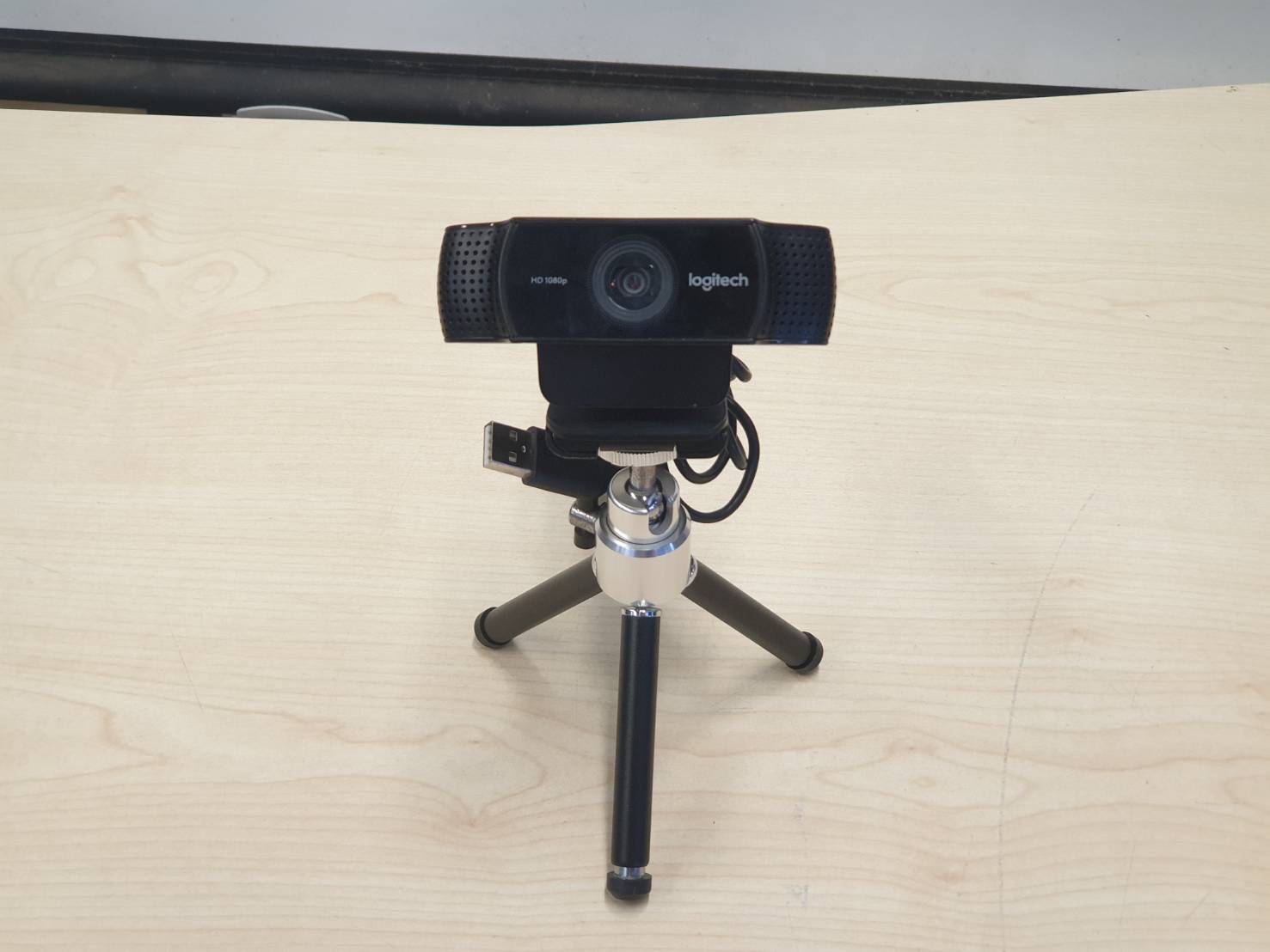 logitech hd 1080p