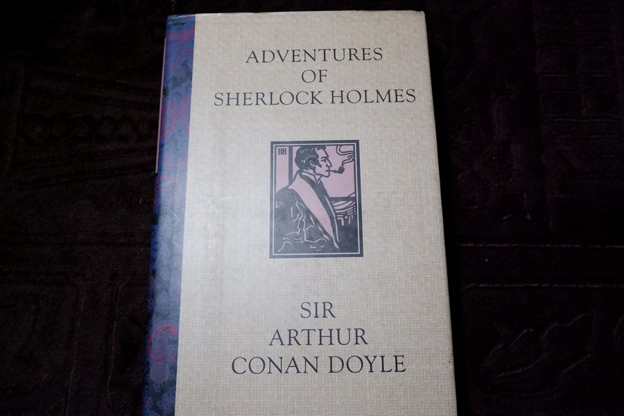ชุด sherlock holmes by sir artur conan doyle ปกเเข็ง 8 เล่ม ปี 1994 (print in usa)