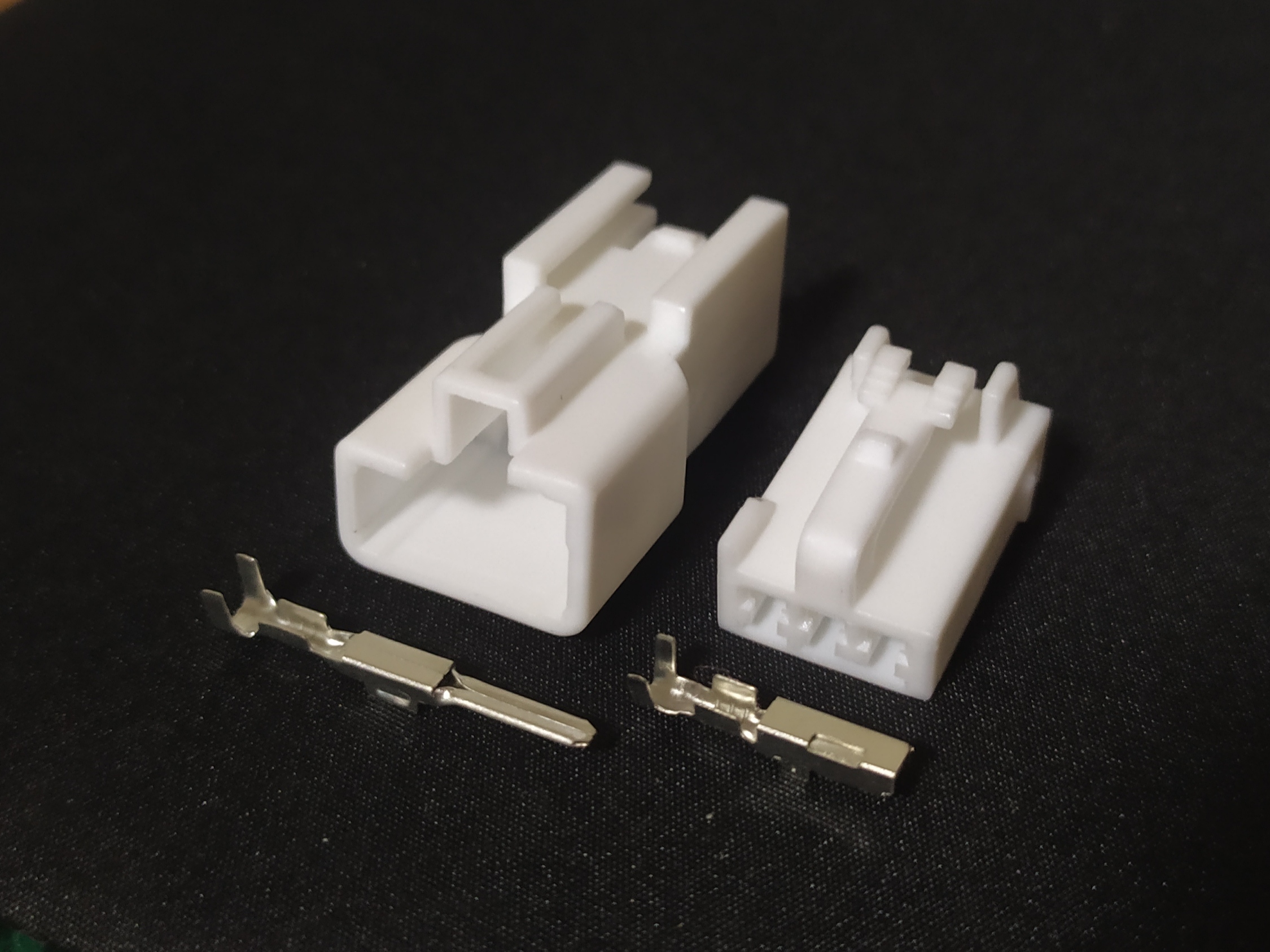 3 พิน ขาว #0577-M