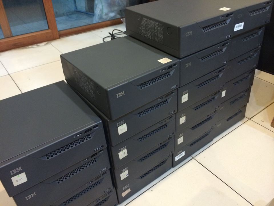 คอมเล็ก ยี่ห้อ IBM