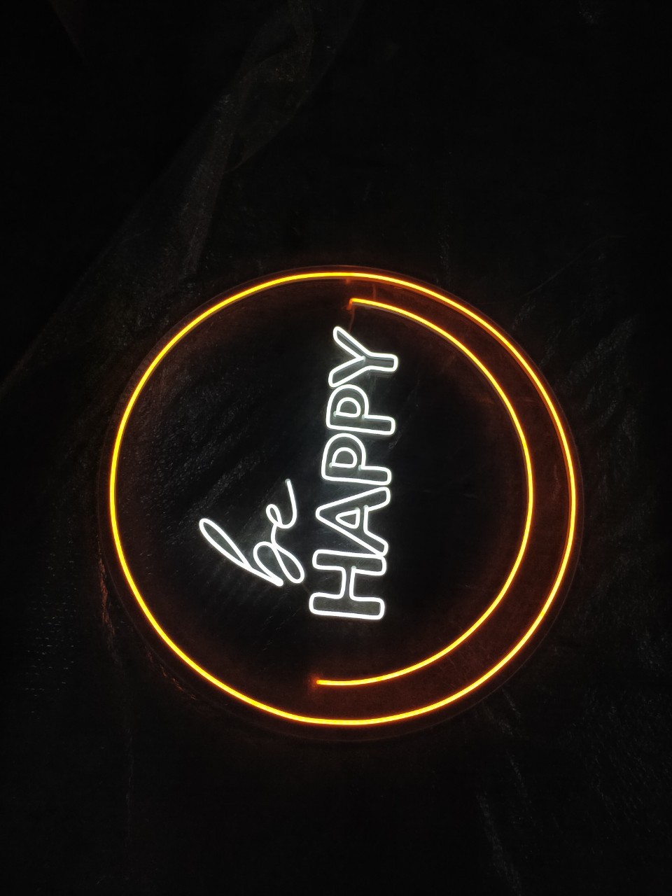 ไฟนีออน เฟค