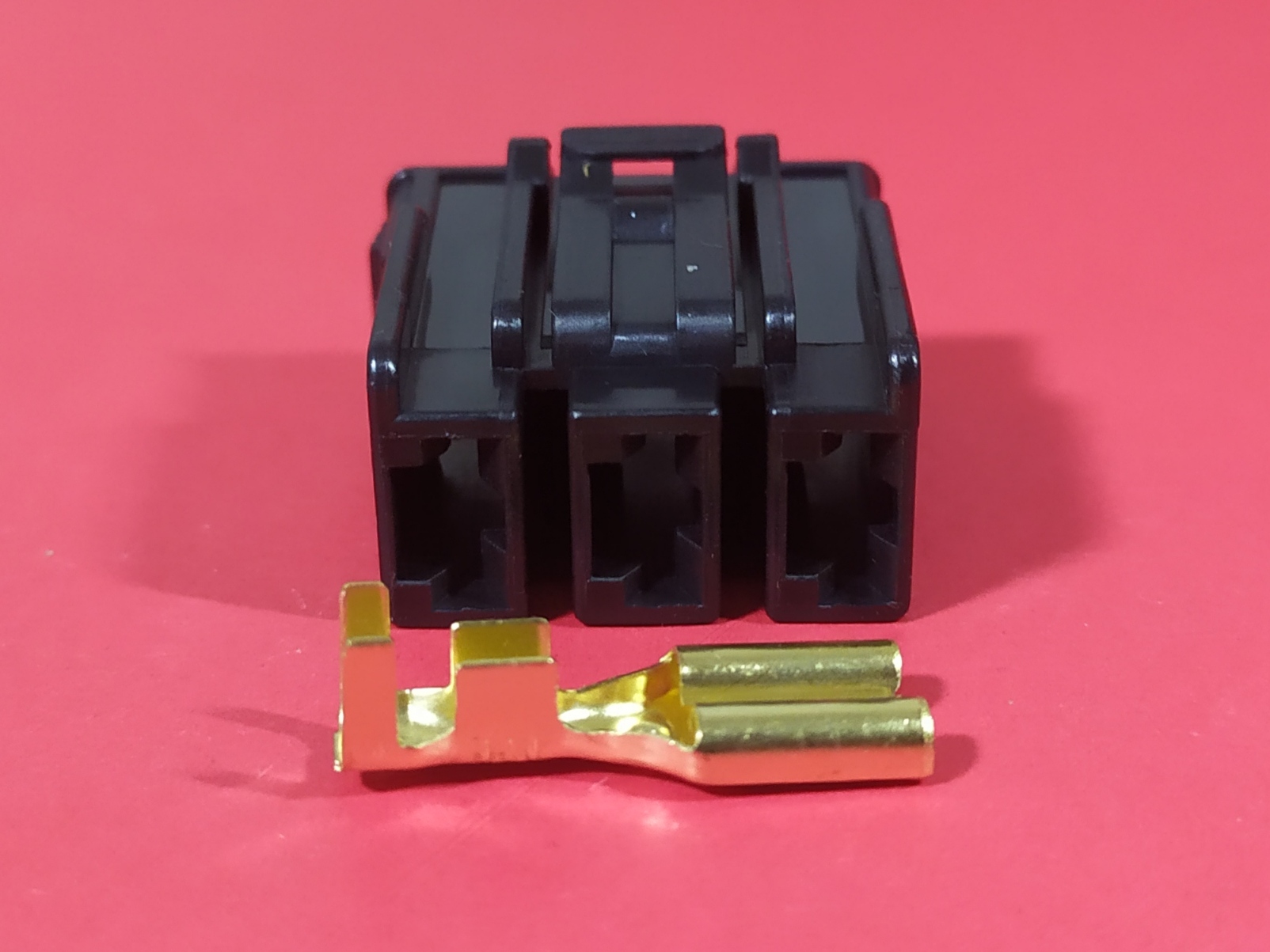 3 พิน ดำ 7.8 มม. มัดไฟ Honda pcx 150