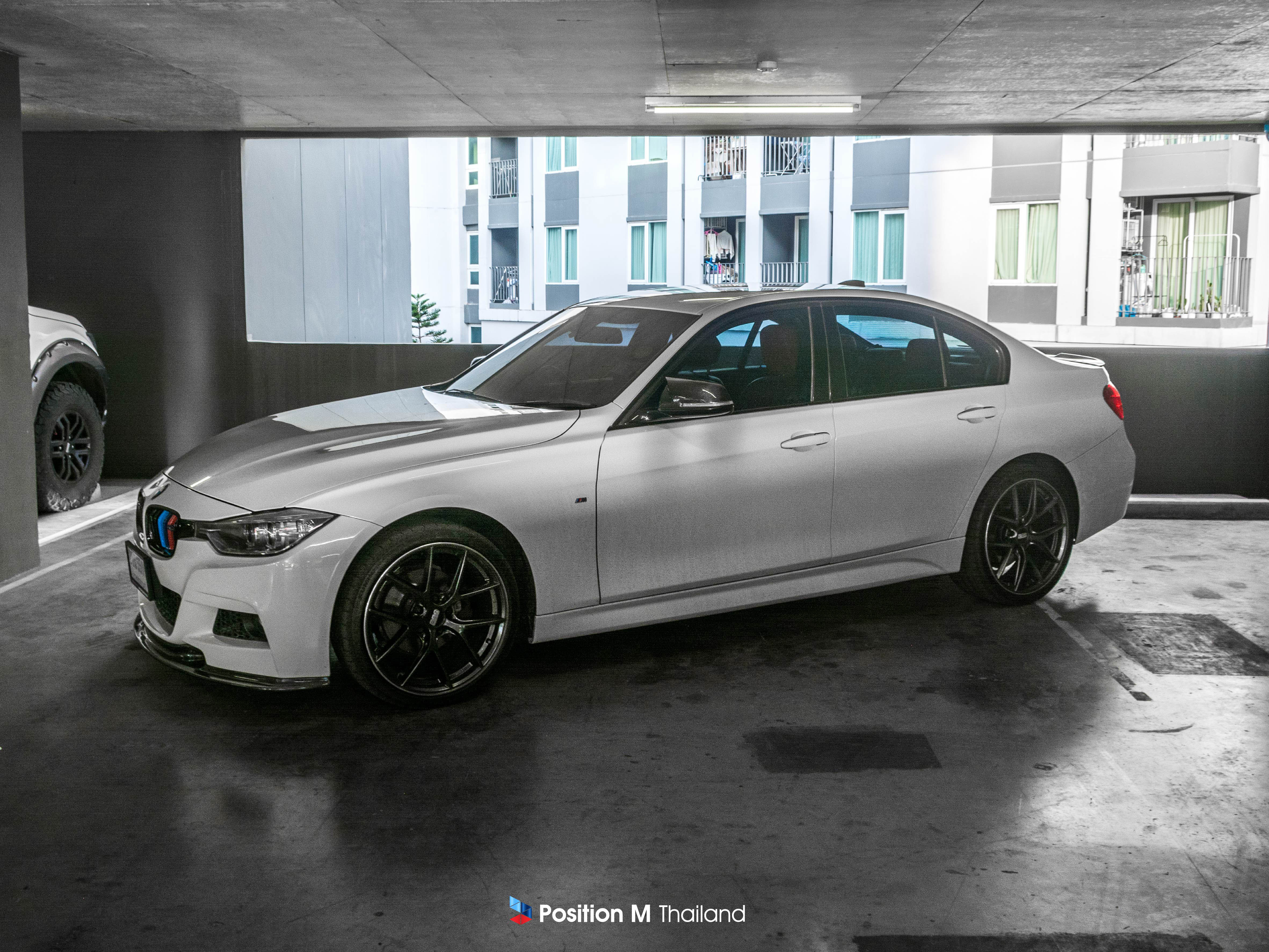 ติดตั้ง BMW F30 M Sport