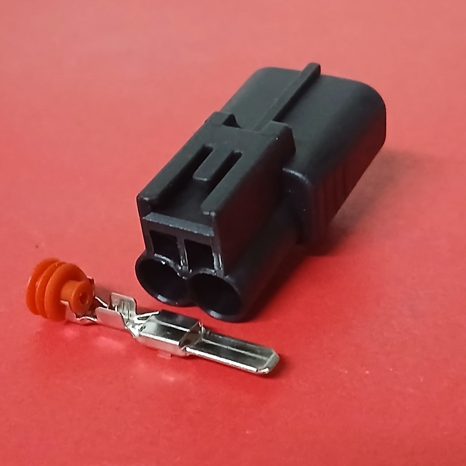 2 พิน พัดลมหม้อน้ำ Toyota 4.8 มม. #0259