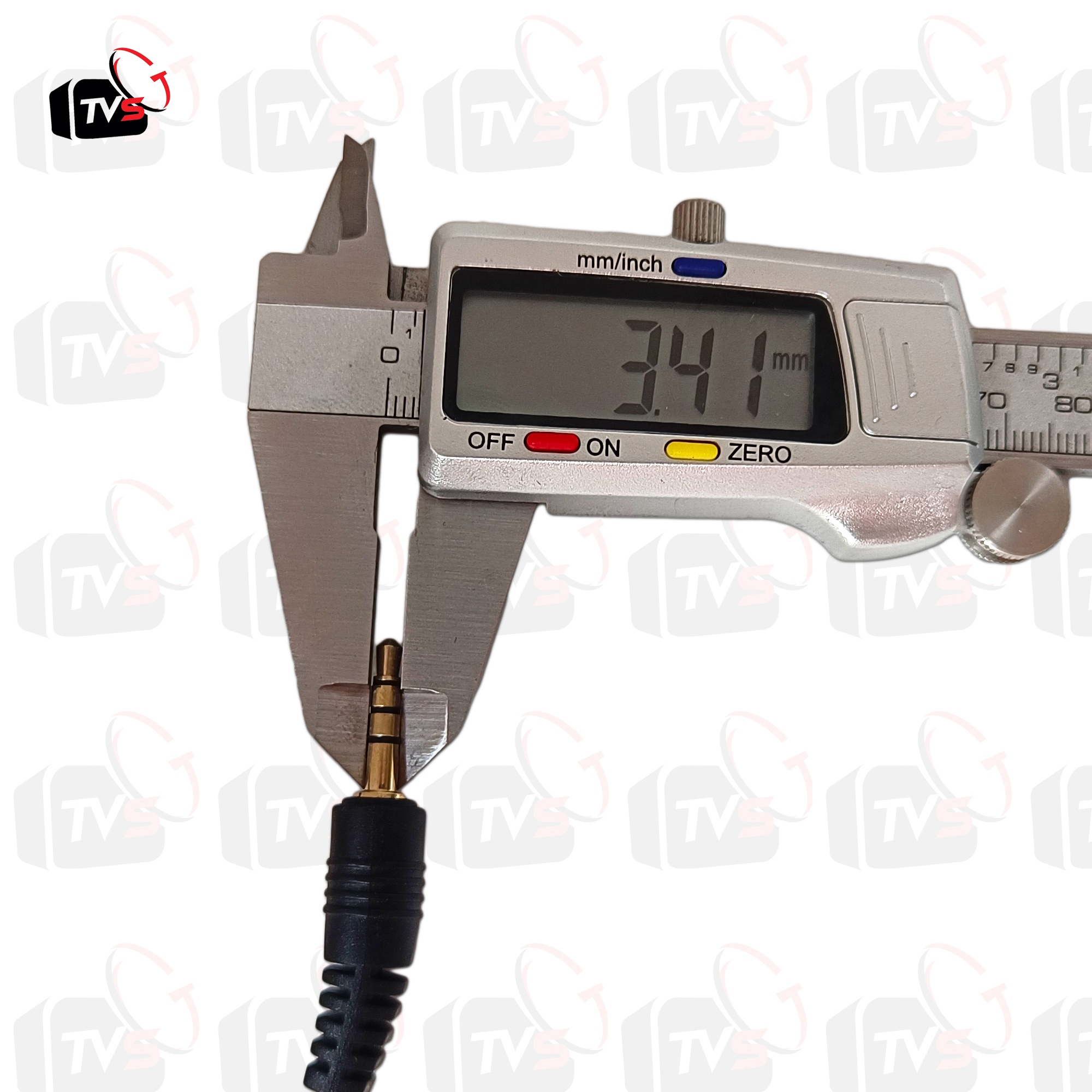 สาย AV 3.5mm to RCA 3 หัว (แดง-ขาว-เหลือง) ความยาว 1.5 เมตร สำหรับต่อทีวี เครื่องเล่น ดีวีดี กล้อง