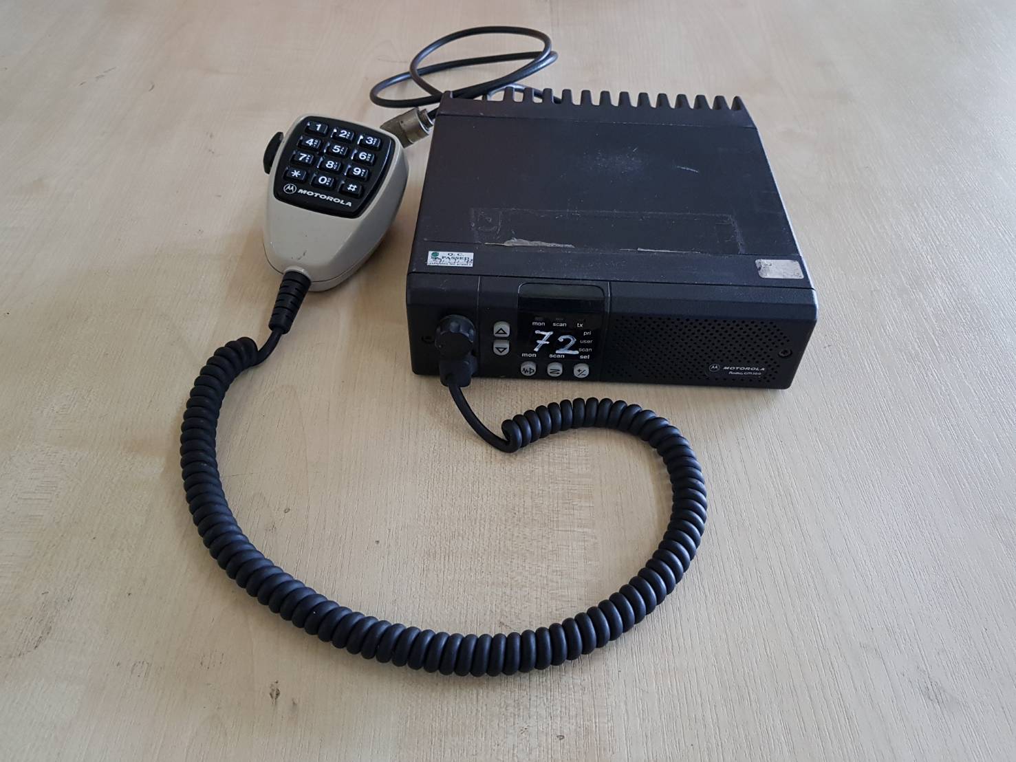 วิทยุในรถ MOTOROLA GM300 HIGHBAND MODEL:M33GMC29C2AA 25 WATTS มีตัวเครื่อง -สายไฟ-ไมค์ มือสอง