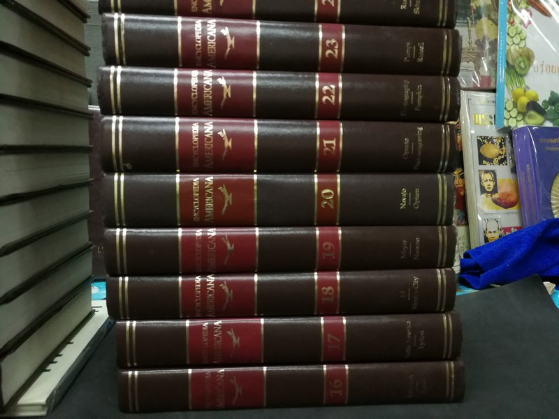 THE ENCYCLOPEDIA AMERICANA I COMPLETE IN 30 VOLUMES สภาพสวย พิมพ์ปี 1993 (มารับสินค้าเอง)