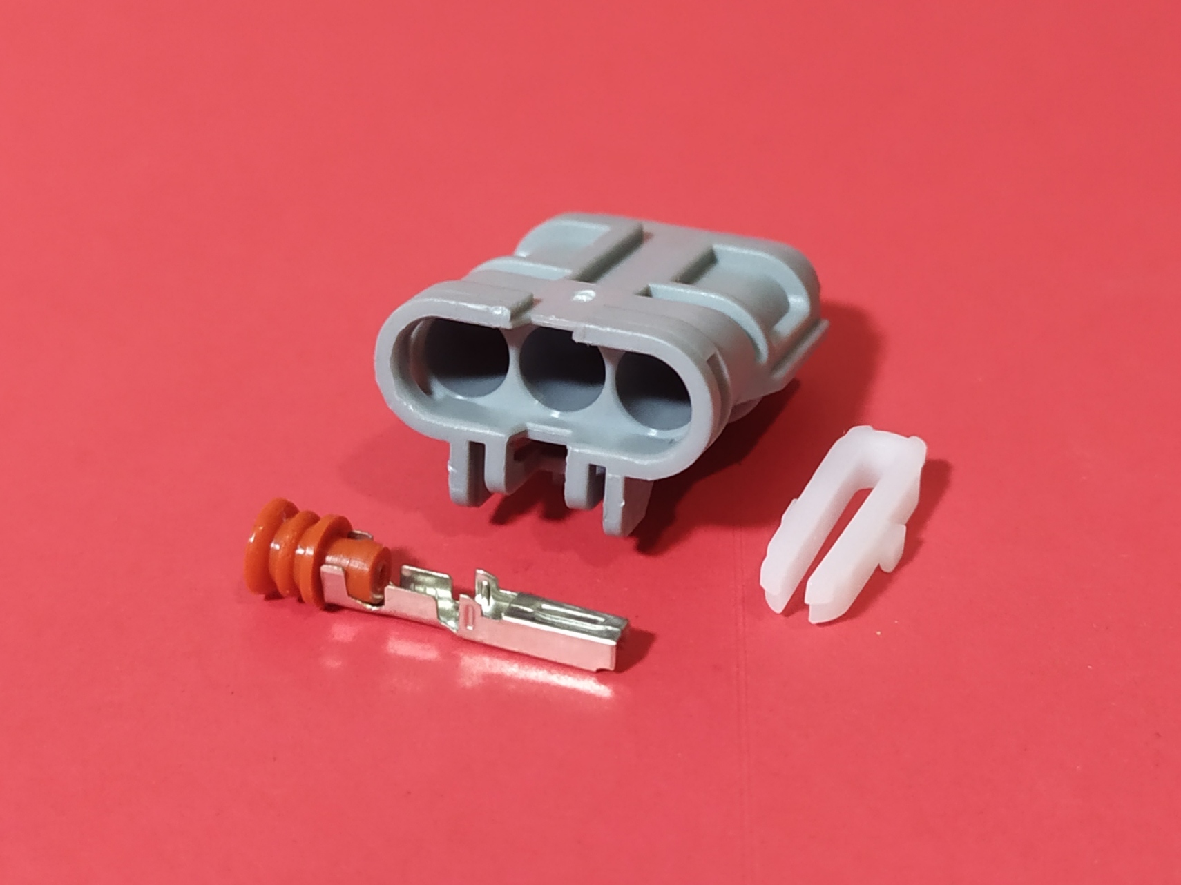 3 พิน เทา SWP #7434-40 (ตัวเมีย)