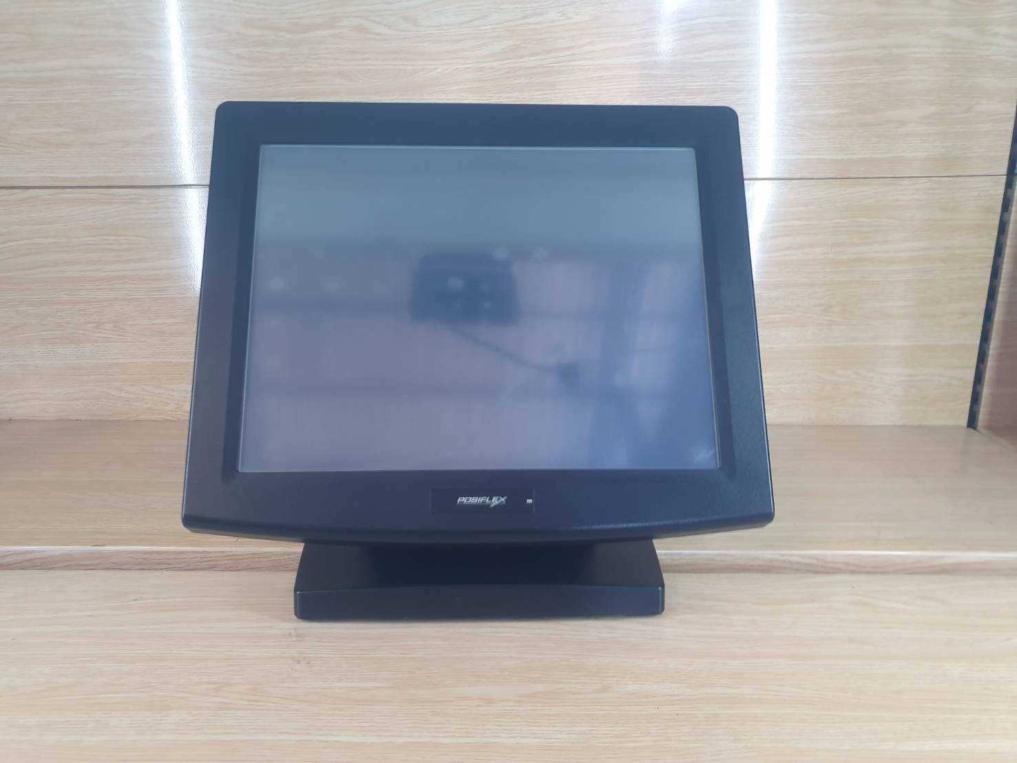 จอทัศกรีน Posiflex TM-8000 มือสอง