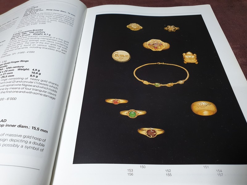 GOLD( Important Ancient and Ethnic Jewellery and Works of Art in Precious Metal ) by Habsburg, Feldman (fine art auctioneers)