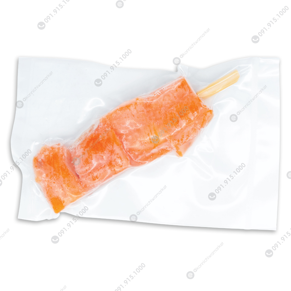 แซลมอนเสียบไม้แช่แข็ง / Frozen Salmon Kushiyaki