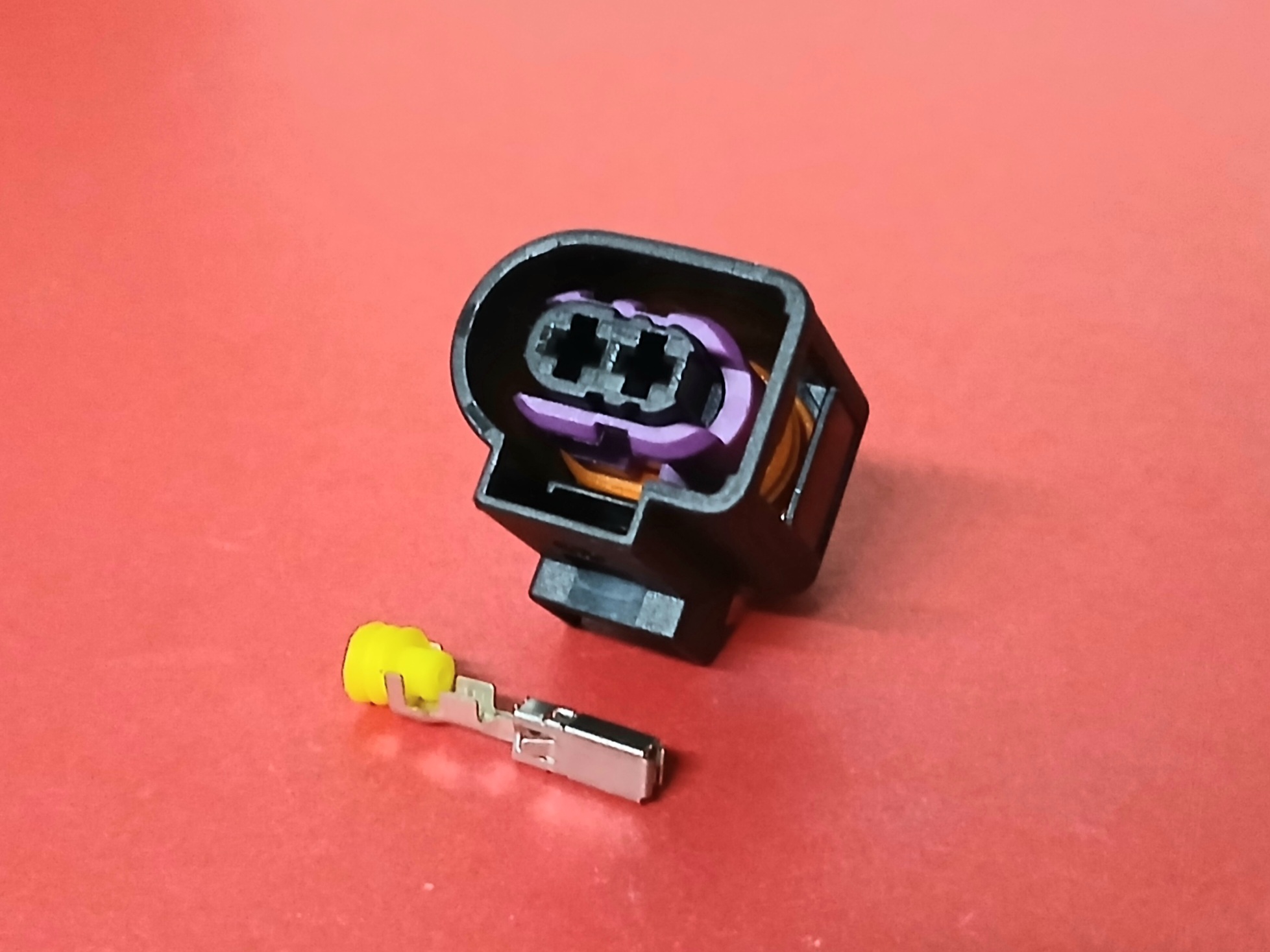 2 พิน ดำ ตูดไดร์ Isuzu Dmax #992