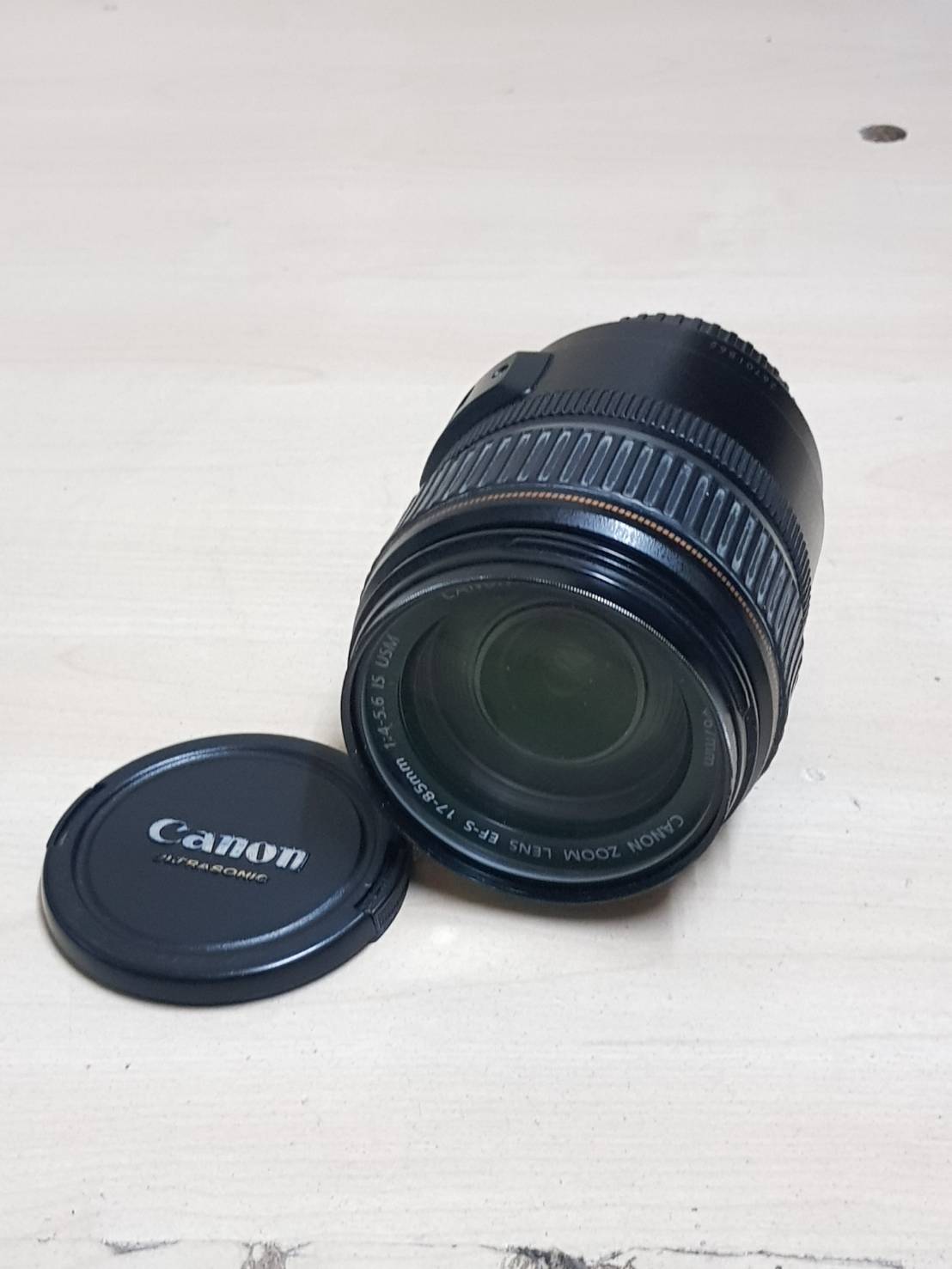 Canon EF-S 17-85 f/4-5.6 IS USM