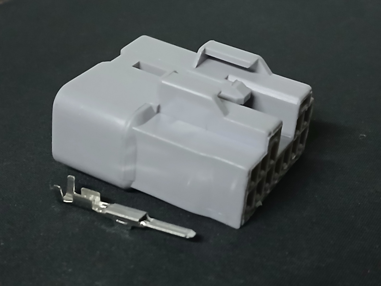 12 พิน เทา กล่องคุมสเต็ปมอเตอร์เทอร์โบ วีโก้ #1120