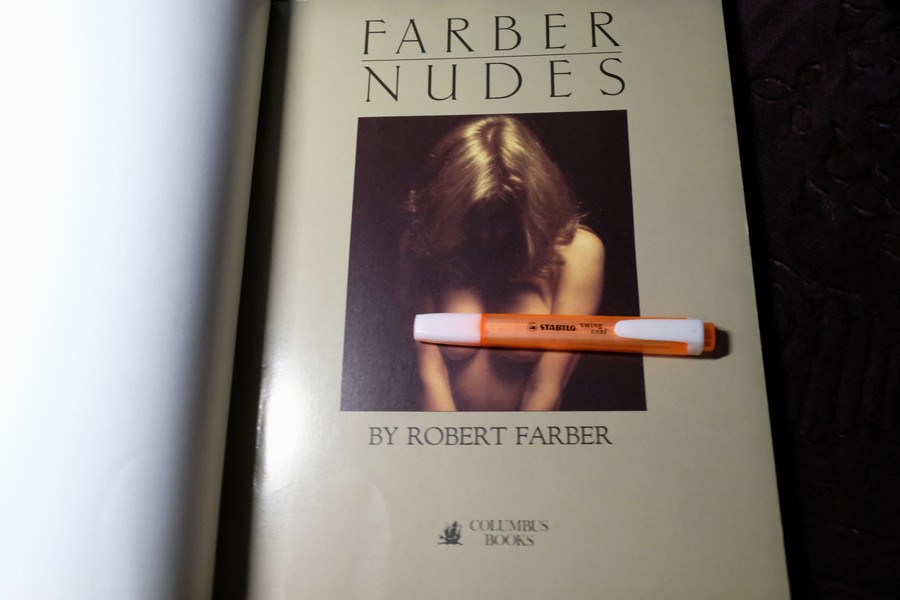 FARBER NUDES BY ROBERT FARBER หนา 150 หน้า ปี 2526
