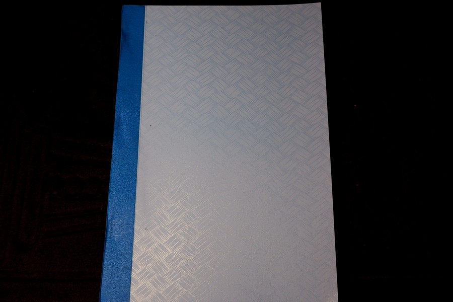 ตำราทำขนม สำหรับเลี้ยงน้ำชา เเละ ขนมปังปรุงต่างๆ โดย มจ.สิบพันพารเสนอ โสณกุล ปี 2493 (ทำปกมาใหม่)