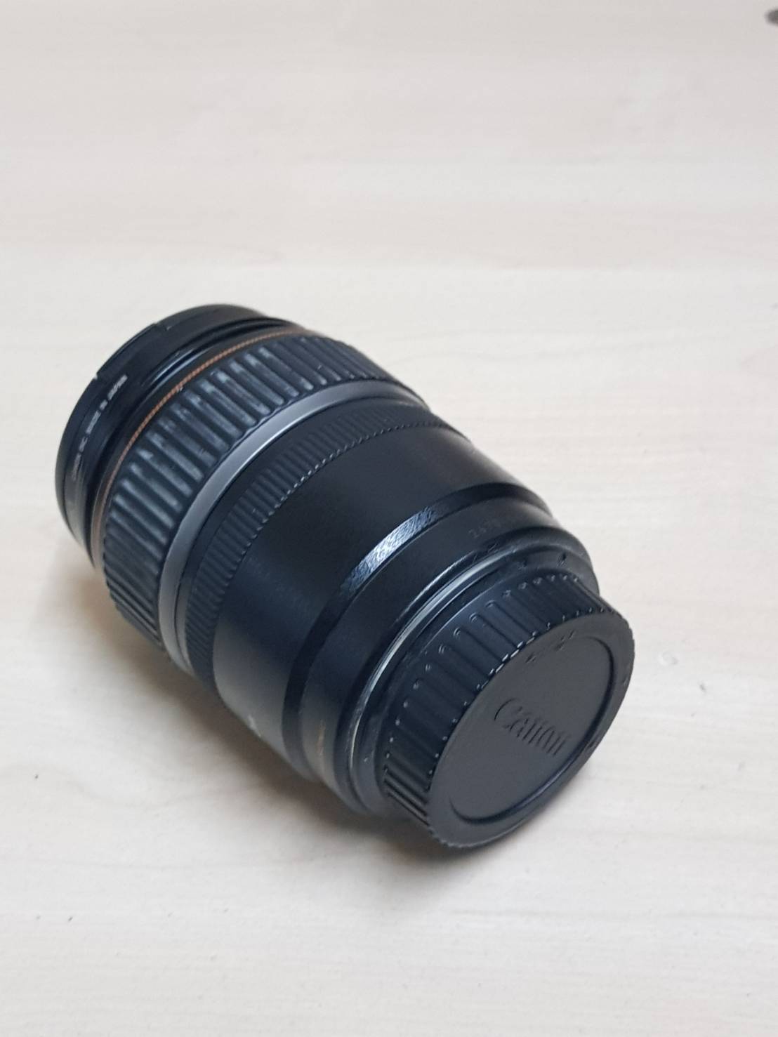 Canon EF-S 17-85 f/4-5.6 IS USM