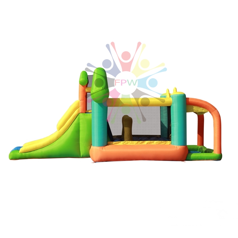 บ้านลมขนาด 450x360x245 cm สินค้าผลิตและออกแบบได้ลงตัวและน่ารักสุดๆ พร้อด้วยฟังท์ชั่นที่เสริมสร้างพัฒนาการและจินตนาการได้อย่างครบครัน มีสีสันสดใสออกแบบมาเพื่อกระตุ้นประสาทตาในการมองเห็นของเด็กๆ เหมาะสำหรับเด็กอายุ 3-10 ขวบน้ำหนักโดยรวมไม่เกิน 100 กิโลกรัม