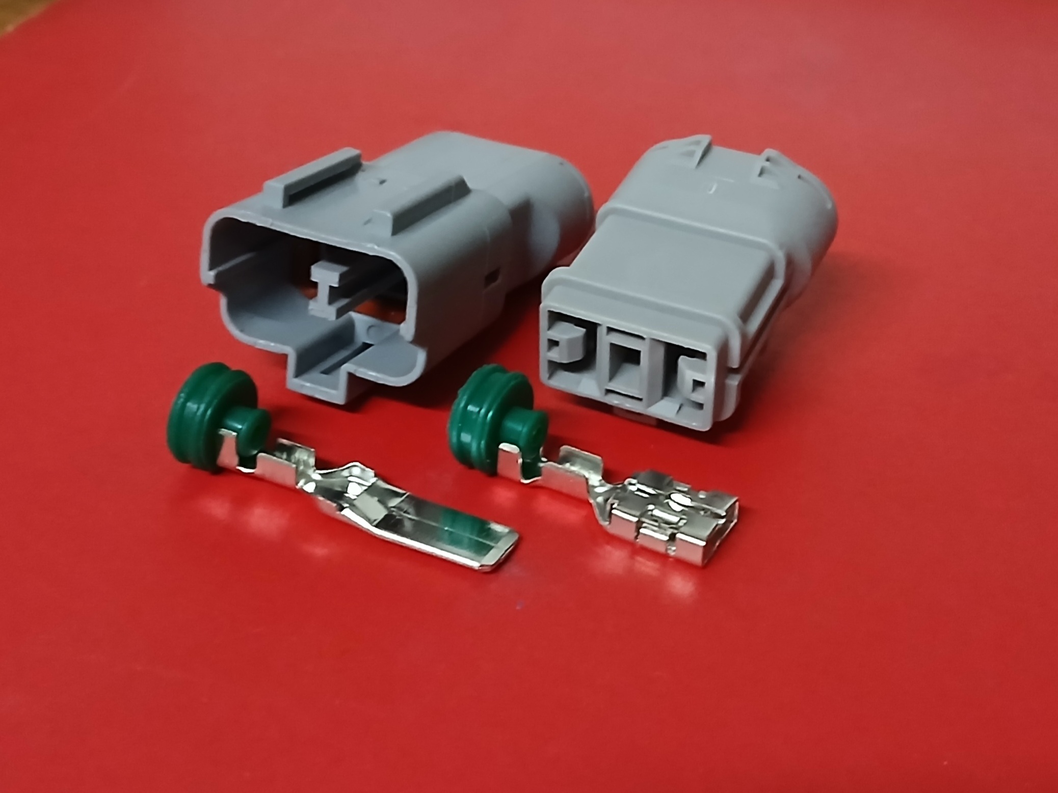 2 พิน เทา 9.5 มม. #4220