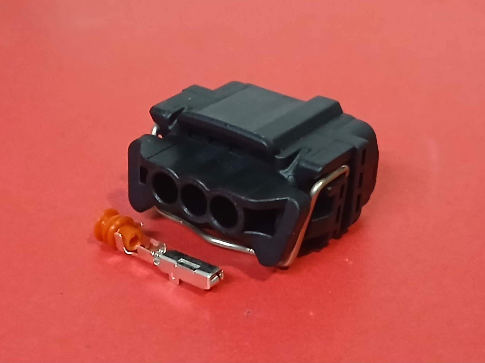 3 พิน ดำ Hyundai MAZDA #7039Q