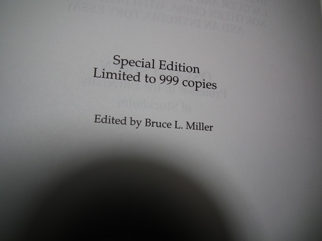 Chinese sculpture from 5 th -14 th century by Osvald Sirén ชุด 2 เล่ม ปกแข็ง 2 เล่ม บรรจุกล่อง ปี 1998