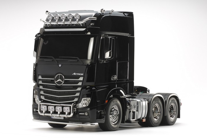 Mercedes-Benz Actros 3363 6x4 Gigaspace.
