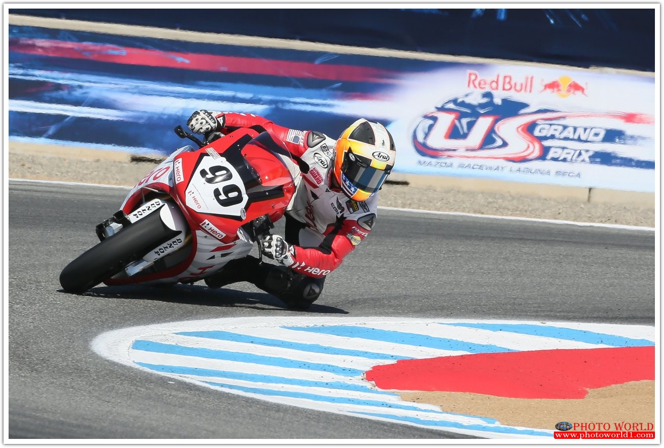 วอลเปเปอร์รูปภาพติดผนังสั่งทำ SPORT(PHOTO STOCK) มีภาพให้เลือกกว่า 50,000 ภาพ ออกแบบกราฟฟิค หรือ รูปภาพตามที่ท่านกำหนด ในสไตล์ท่านเอง "custom made"