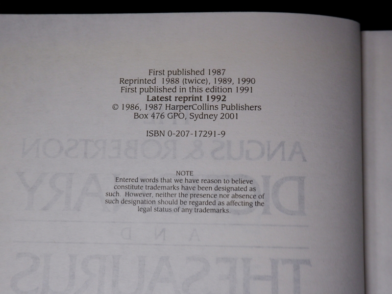 the angus & robertson dictionary and thesaurus in one volume