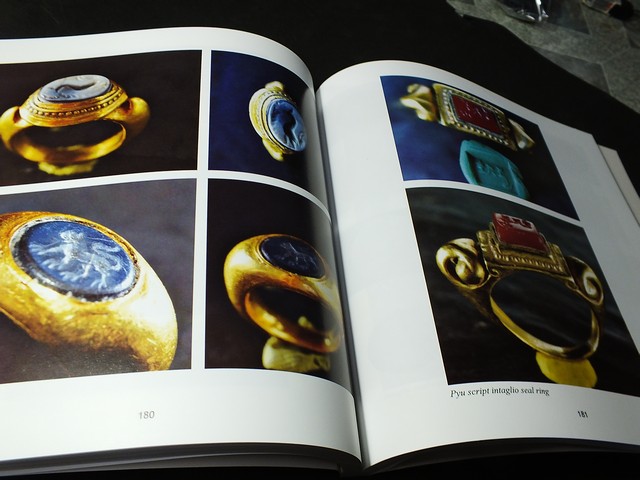 Ancient Jewellry of Myanmar From Prehistory to Pyu Period by Terence Tan พิมพ์ปี 2015