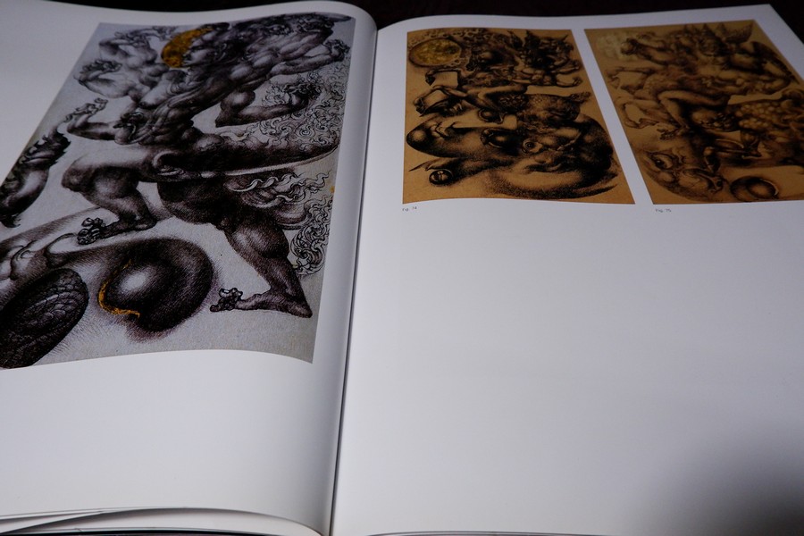 THAWAN DUCHANEE TRINITY นิทรรศการ ไตรสูรย์ โดย ถวัลย์ ดัชนี ปี2548 (Pre-Order สอบถาม)