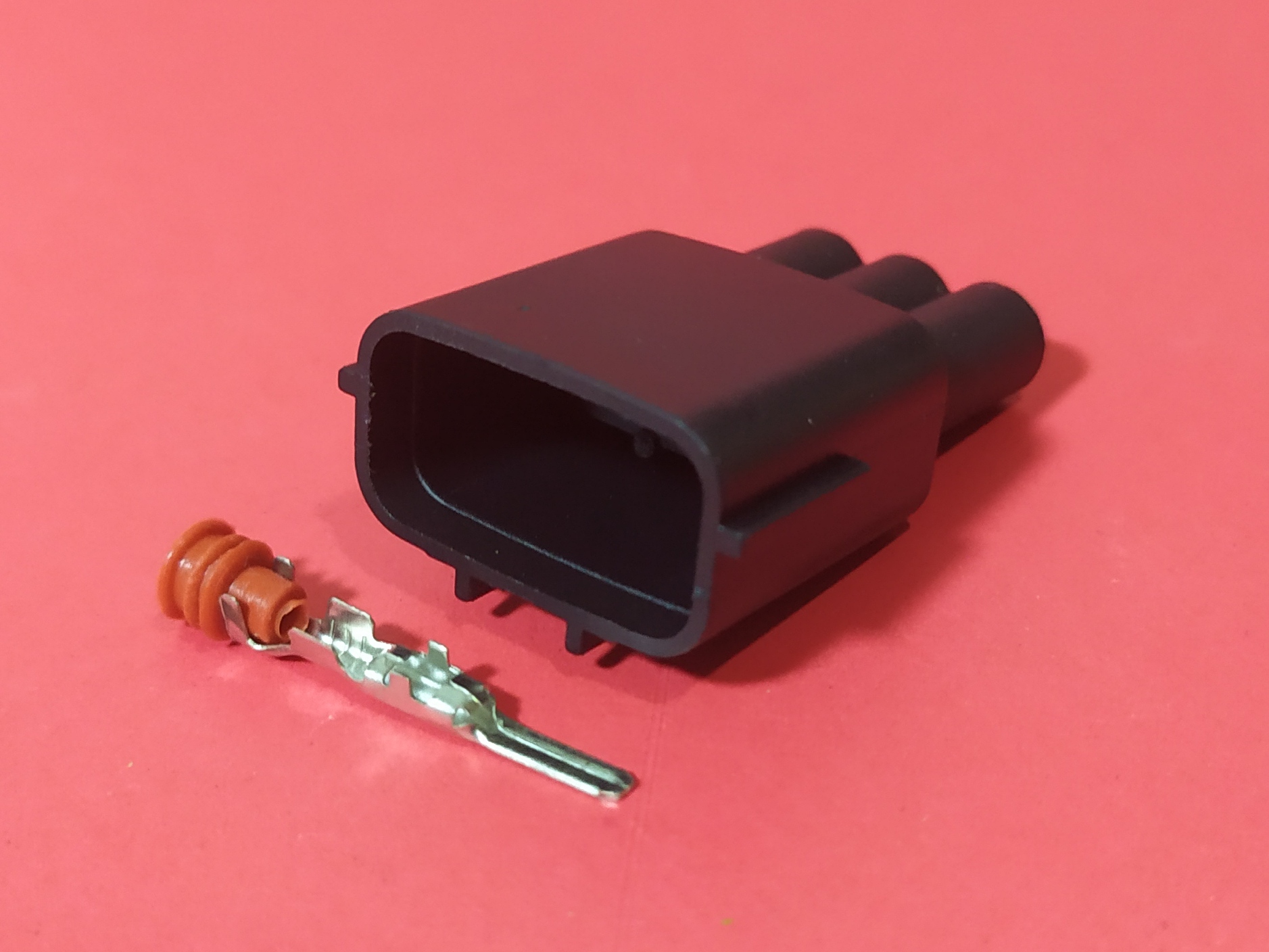 3 พิน เทา Nissan ตัวผู้ #0779